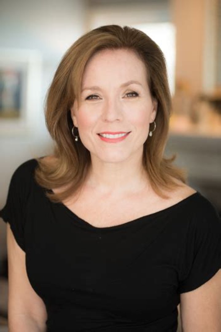 
Jenniffer Weigel Height, Weight, Net Worth, Age, Birthday, Wikipedia, Who, Nationality, Biography 